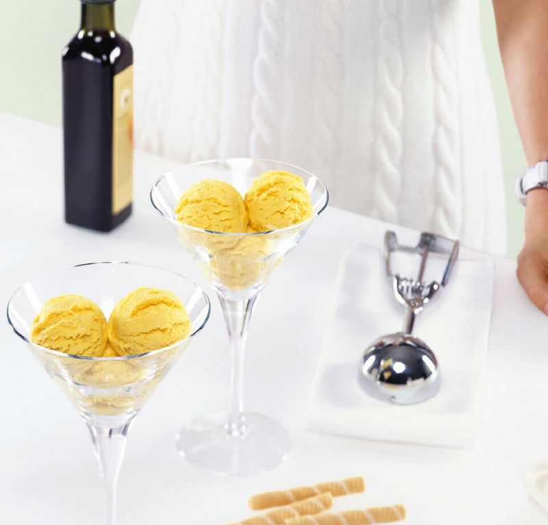 Rezept: Vanilleeis mit Kürbiskernöl