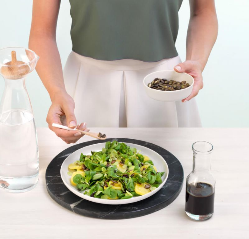 Rezept: Feldsalat/ Vogerlsalat mit Kürbiskernöl &amp; Kartoffeln